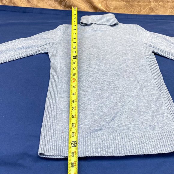 EXPRESS Classy Long Sleeve Shirt Heathered Grey Button Detail Turtleneck - Picture 7 of 12